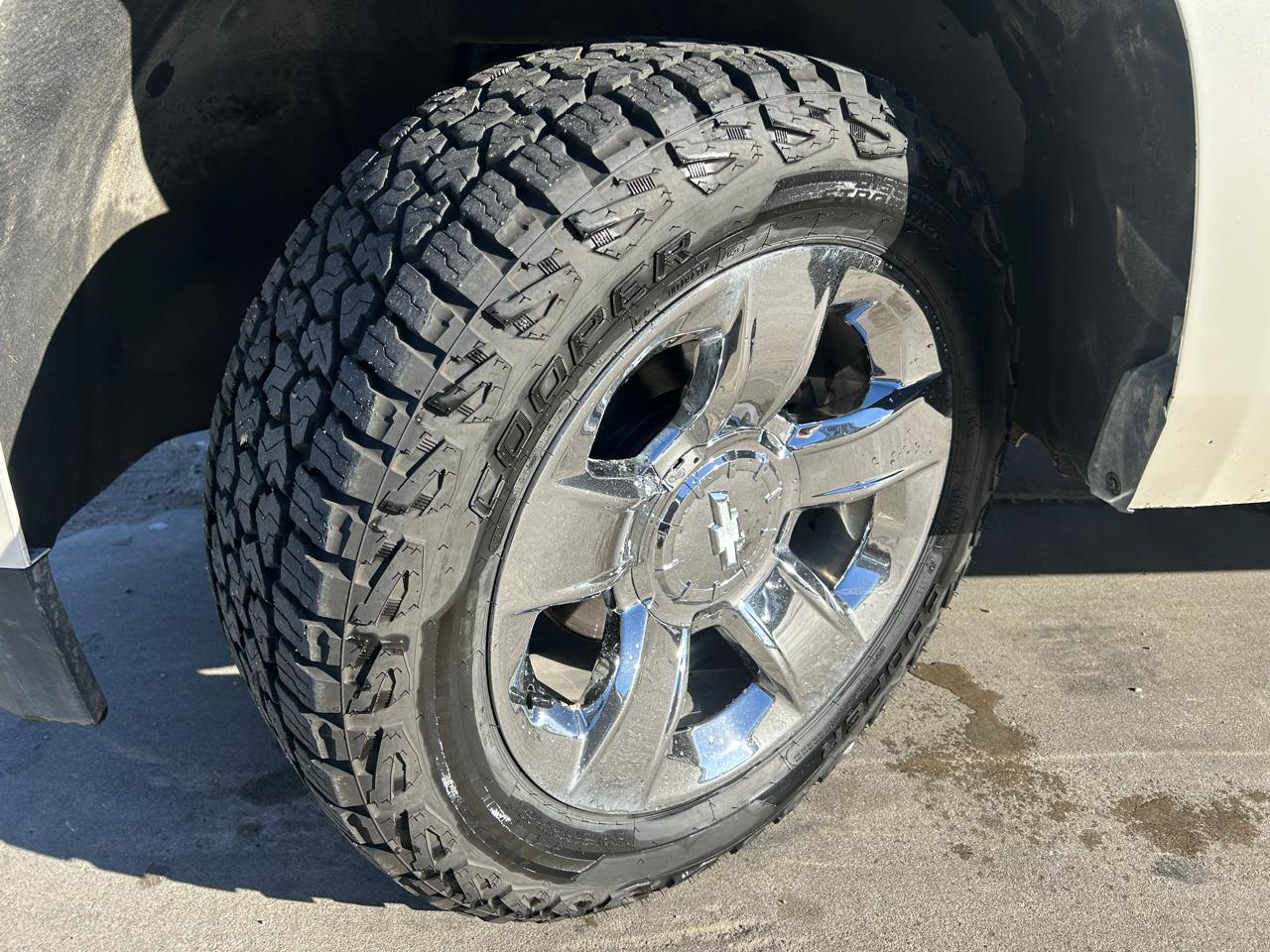 Chevrolet Suburban 4WD 4dr LTZ 2015