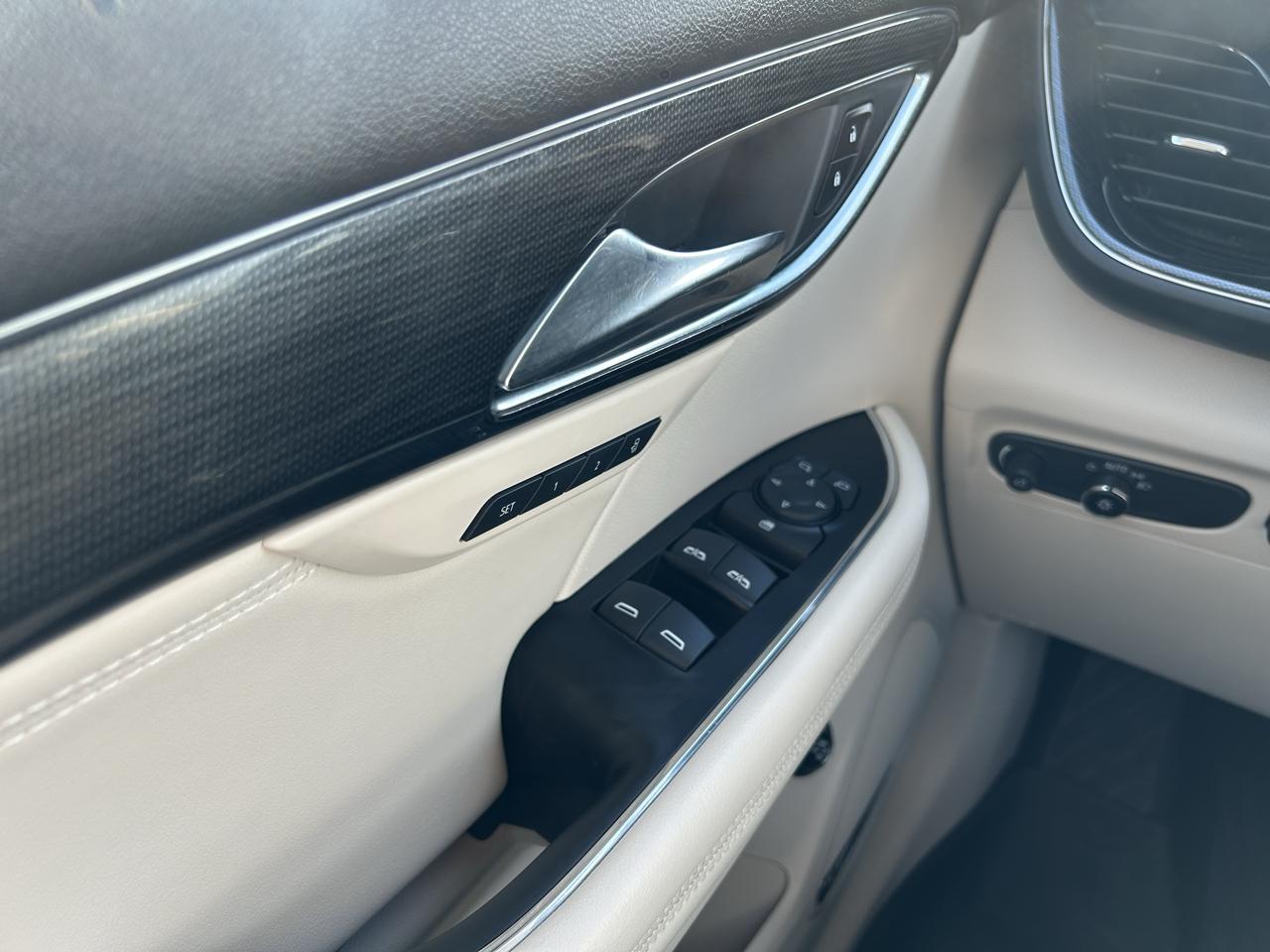 Buick Envision AWD 4dr Essence 2022