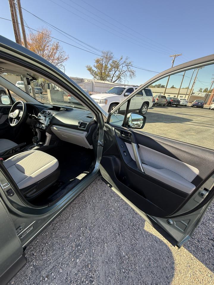 Subaru Forester 2.5i Premium CVT 2017