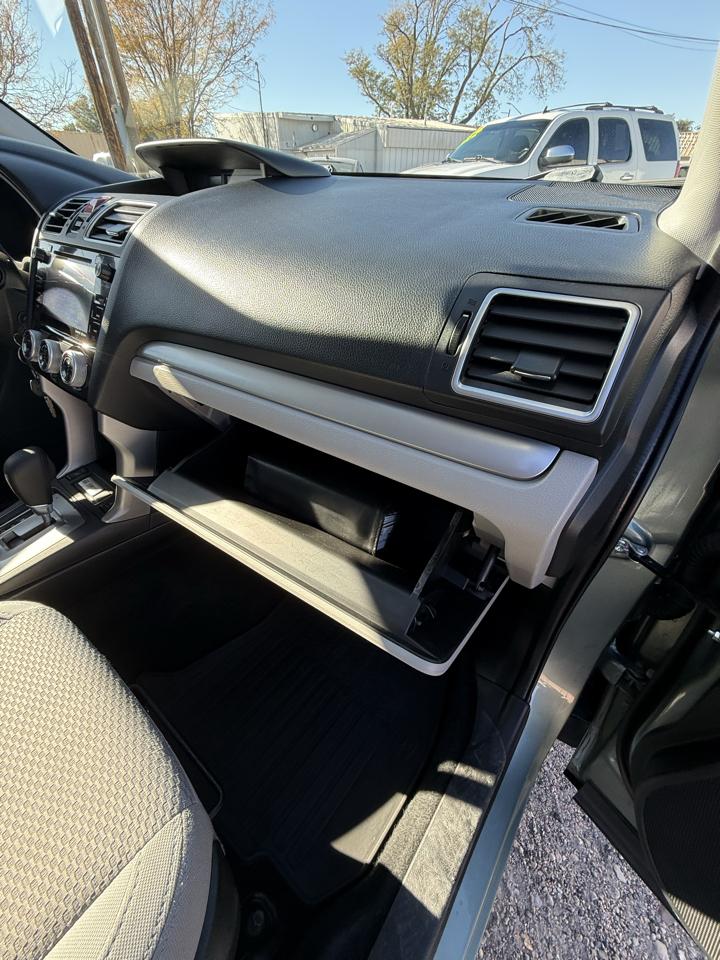 Subaru Forester 2.5i Premium CVT 2017