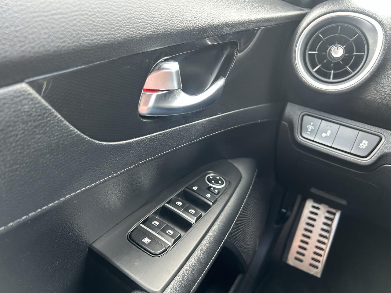 Kia Forte GT-Line IVT 2024