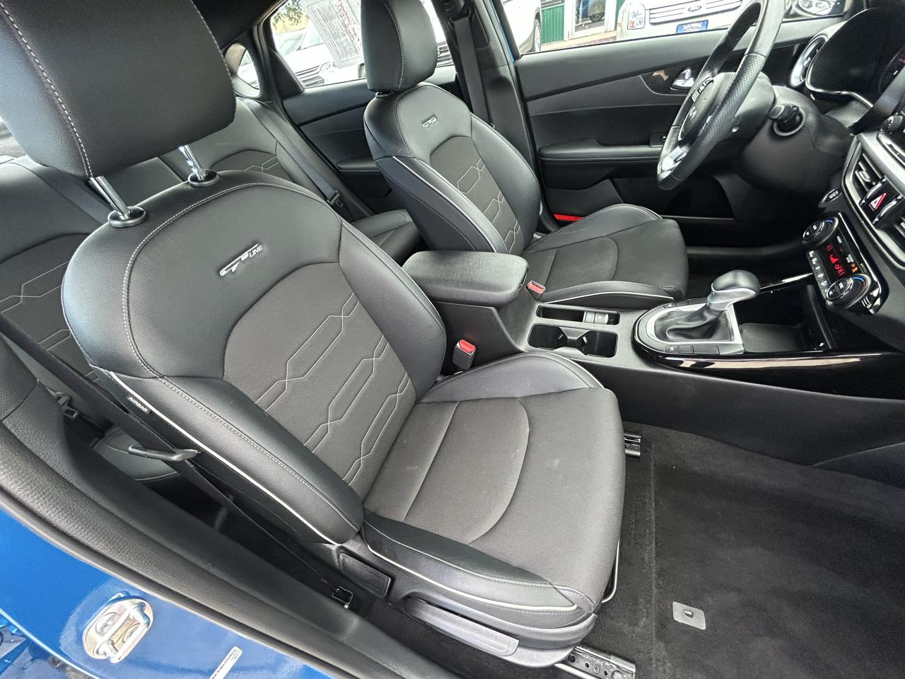 Kia Forte GT-Line IVT 2024