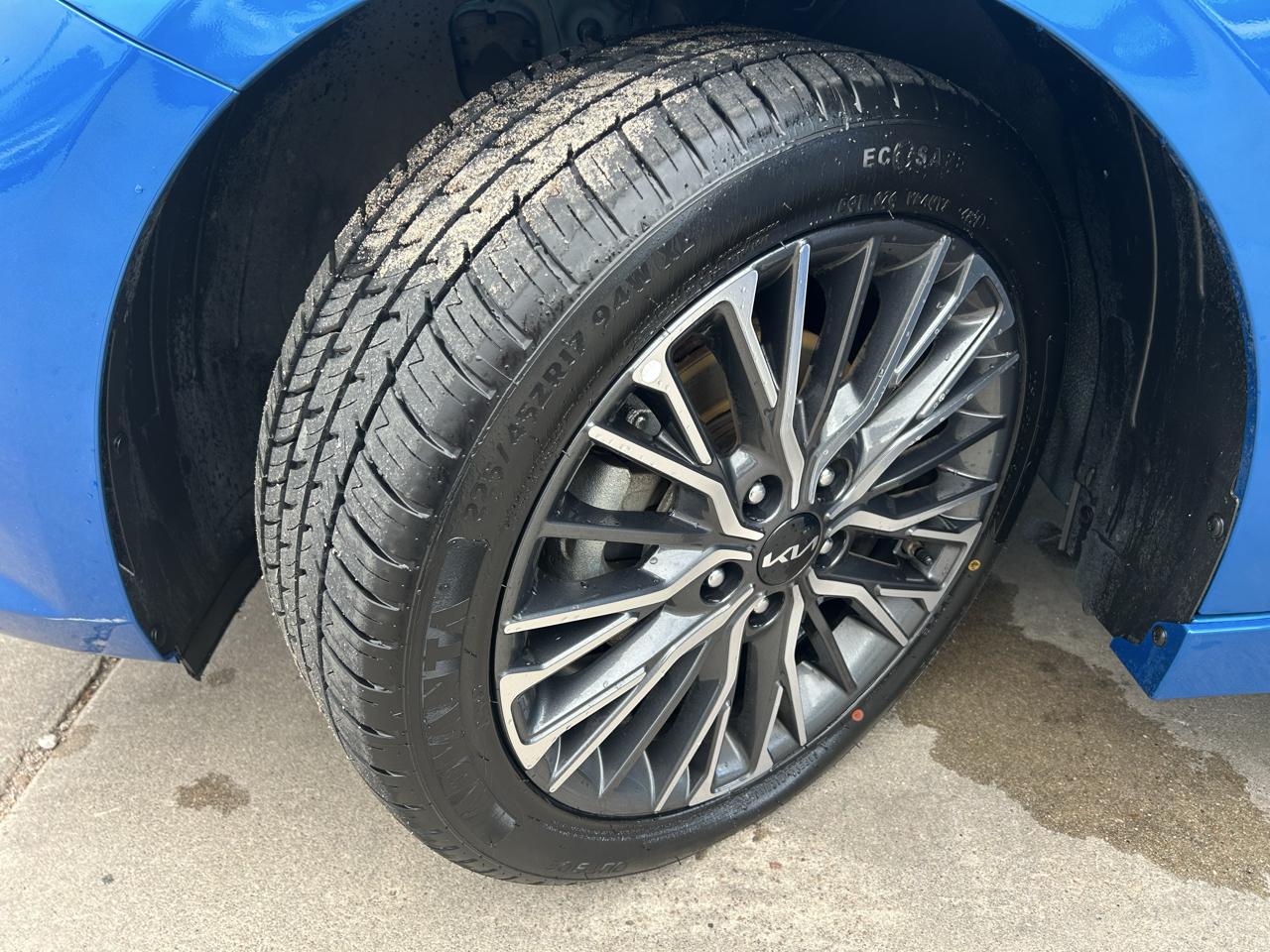 Kia Forte GT-Line IVT 2024