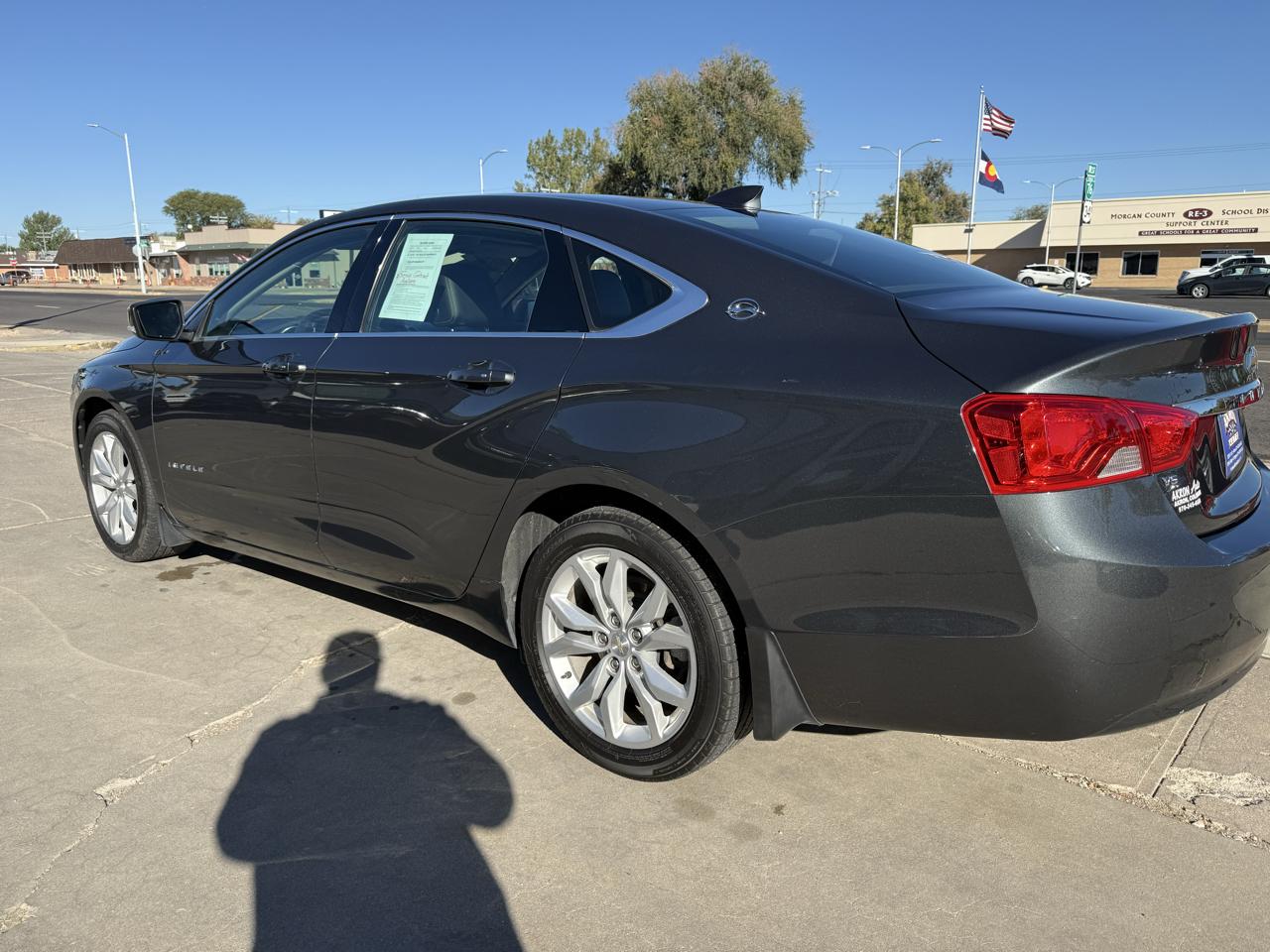 Chevrolet Impala 4dr Sdn LT w/1LT 2018