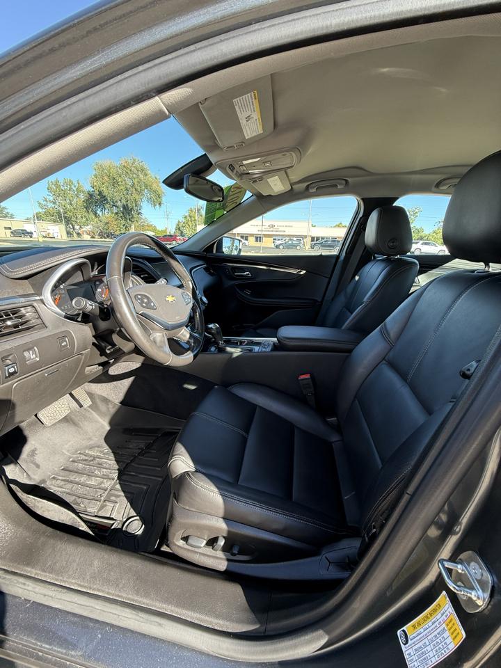 Chevrolet Impala 4dr Sdn LT w/1LT 2018