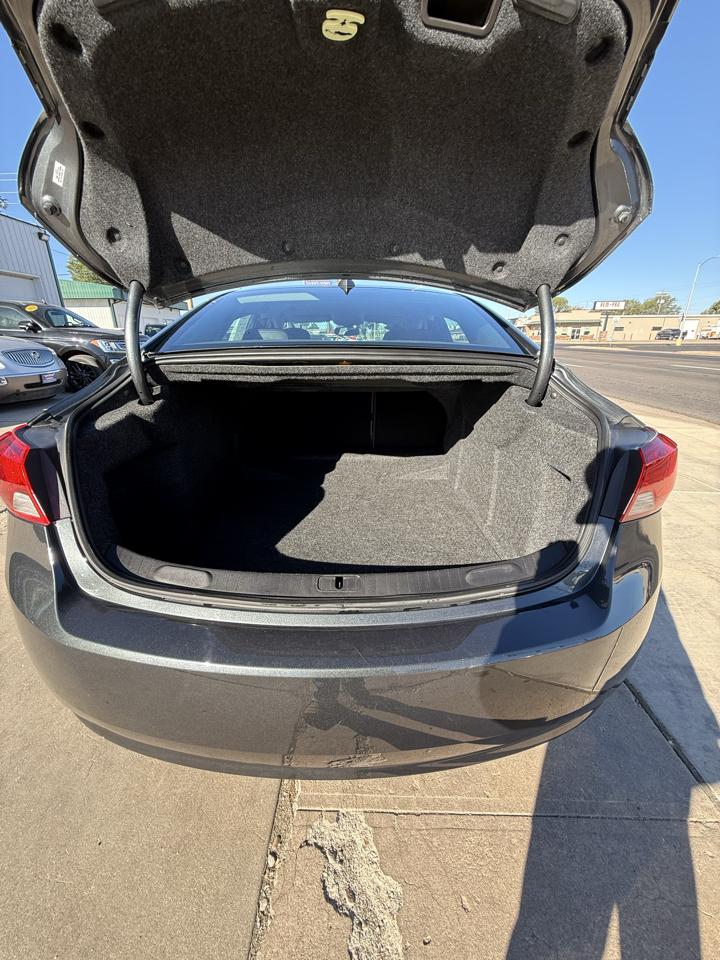 Chevrolet Impala 4dr Sdn LT w/1LT 2018