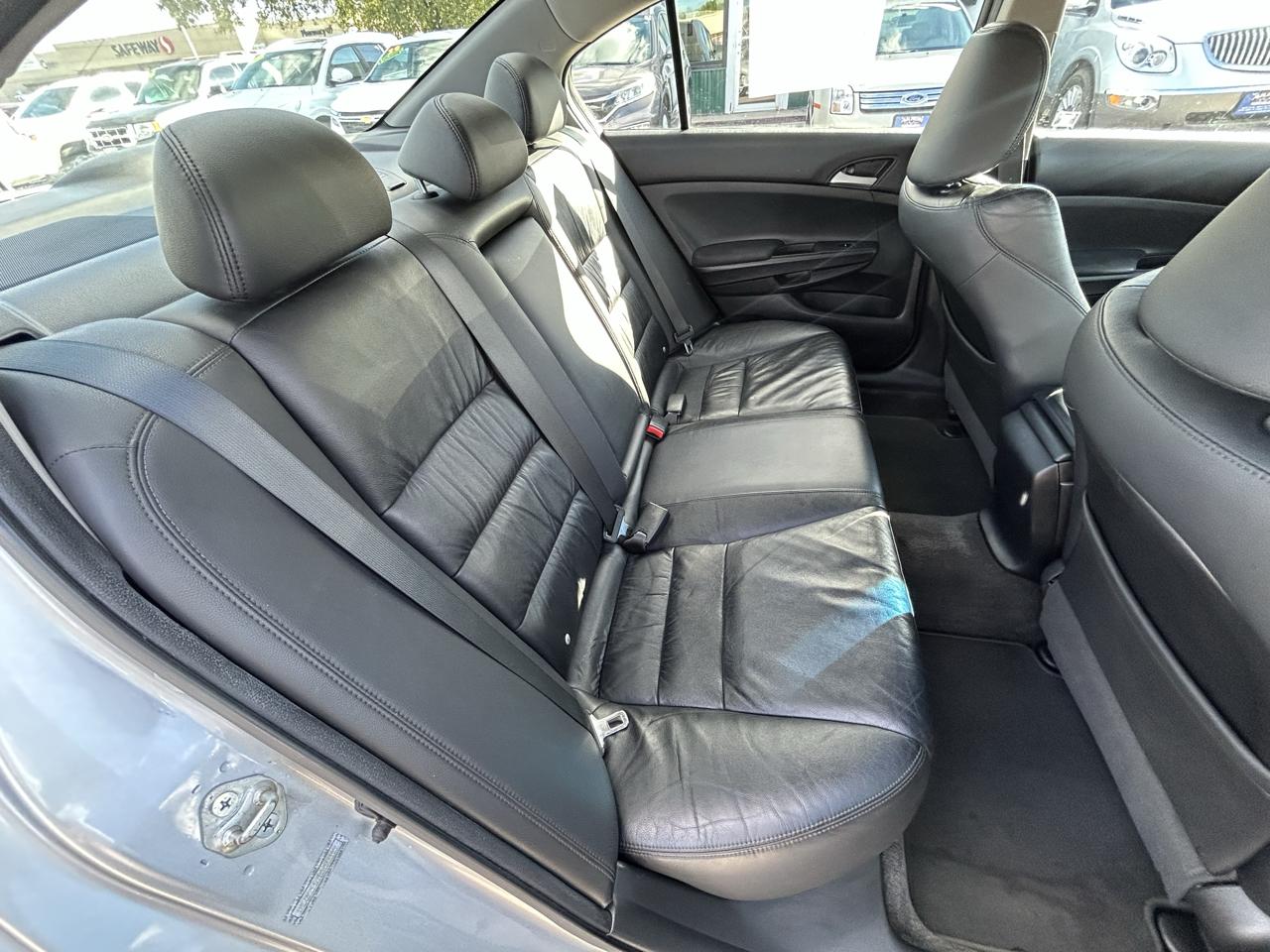 Honda Accord Sdn 4dr I4 Auto SE 2011
