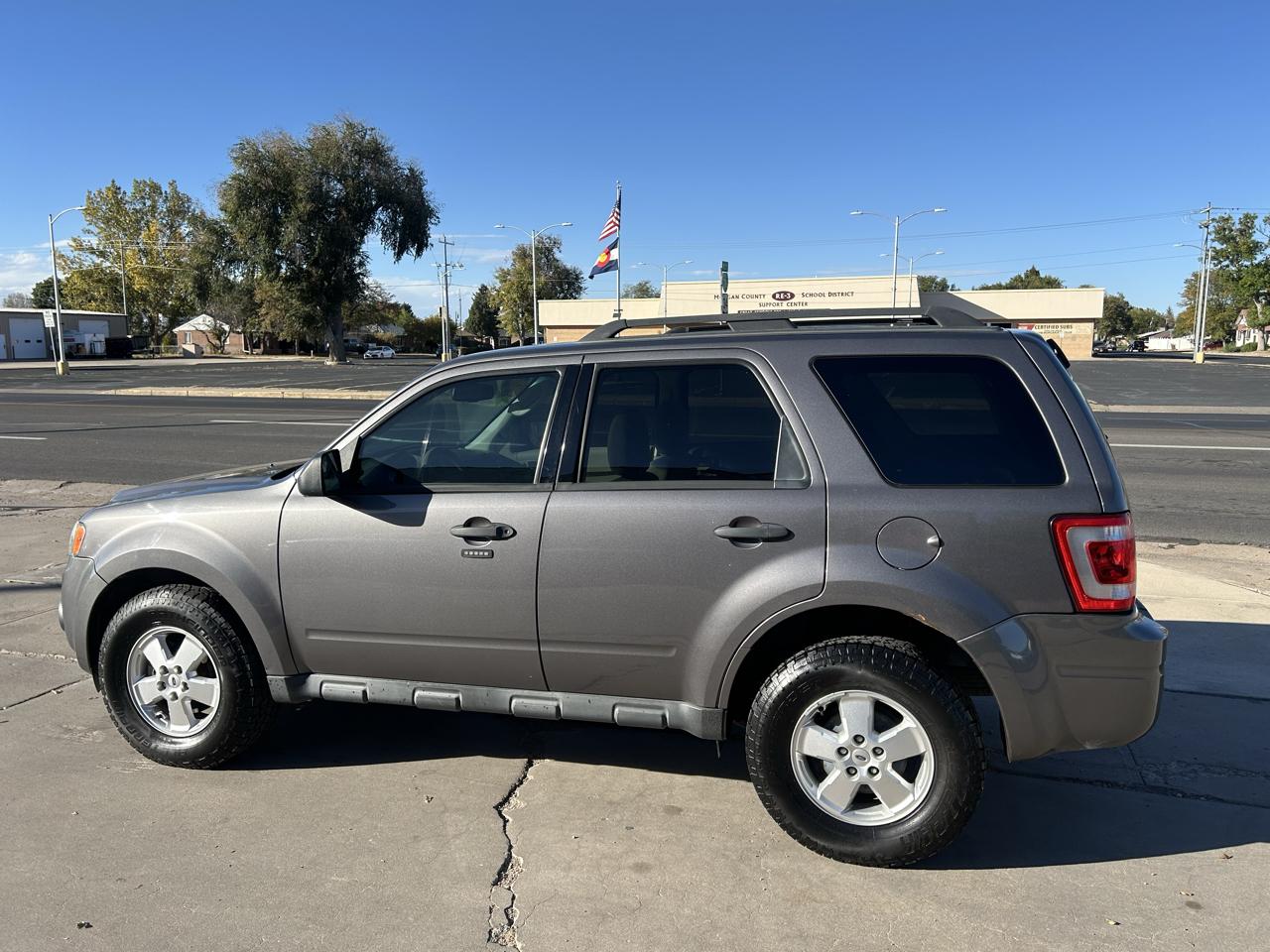 Ford Escape 4WD 4dr XLT 2012