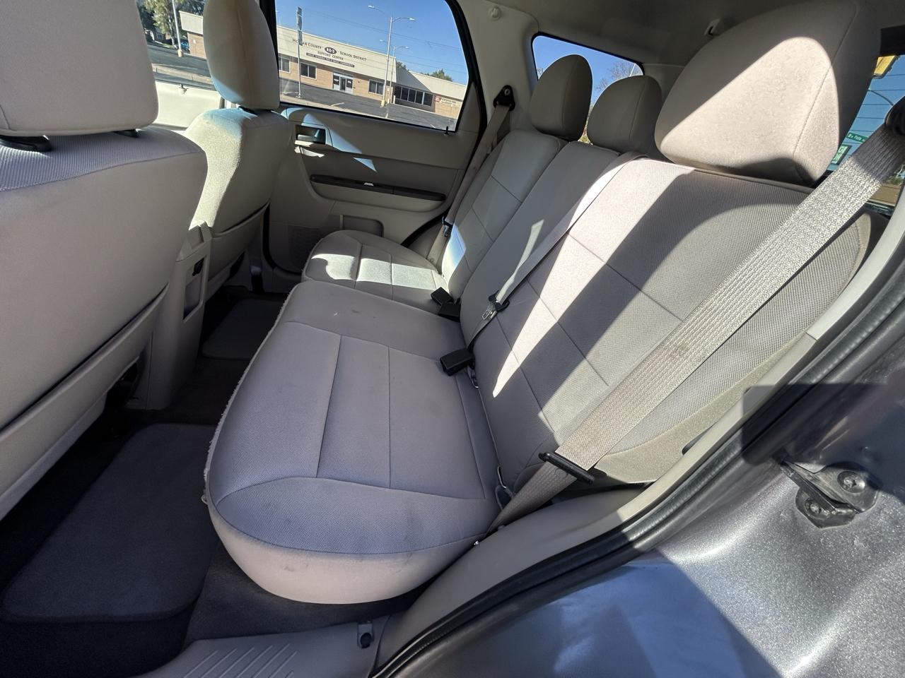Ford Escape 4WD 4dr XLT 2012