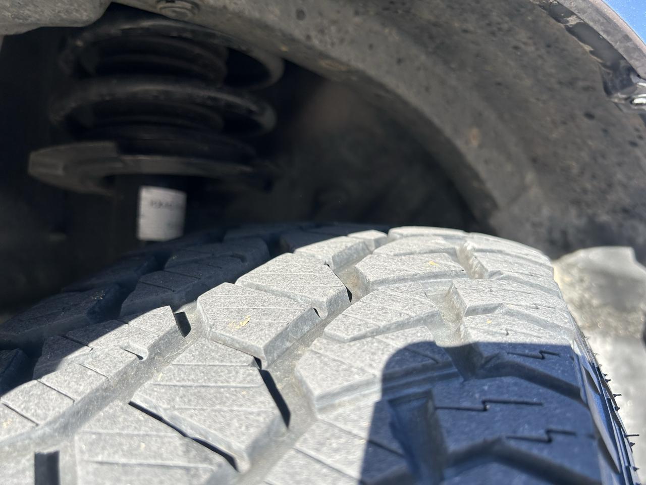 Ford Escape 4WD 4dr XLT 2012