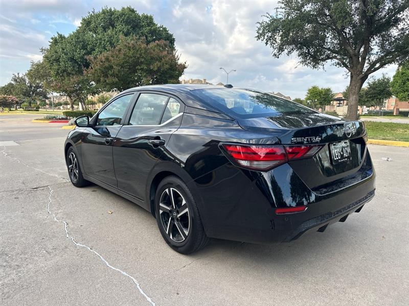 Nissan Sentra SV 2024