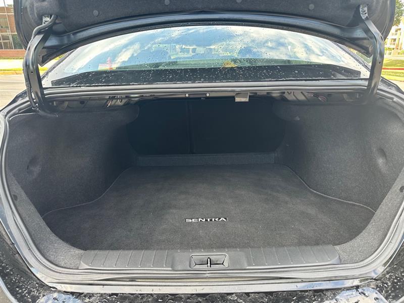 Nissan Sentra SV 2024