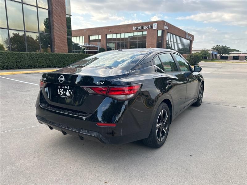 Nissan Sentra SV 2024