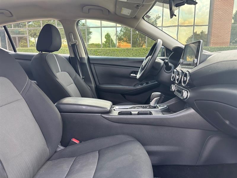 Nissan Sentra SV 2024