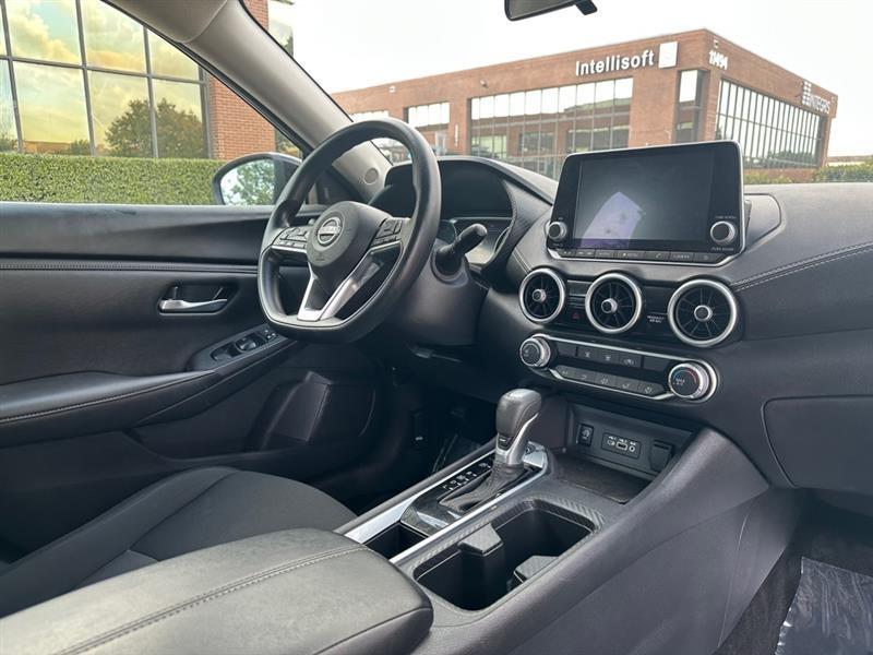 Nissan Sentra SV 2024