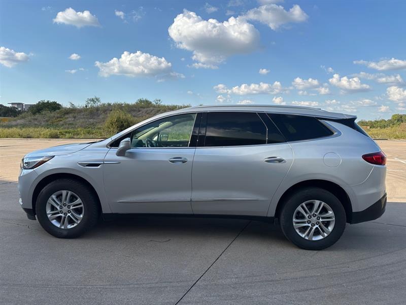 Buick Enclave Essence AWD 2021