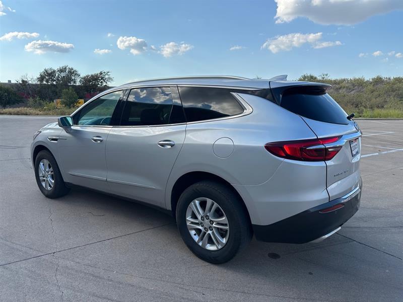 Buick Enclave Essence AWD 2021