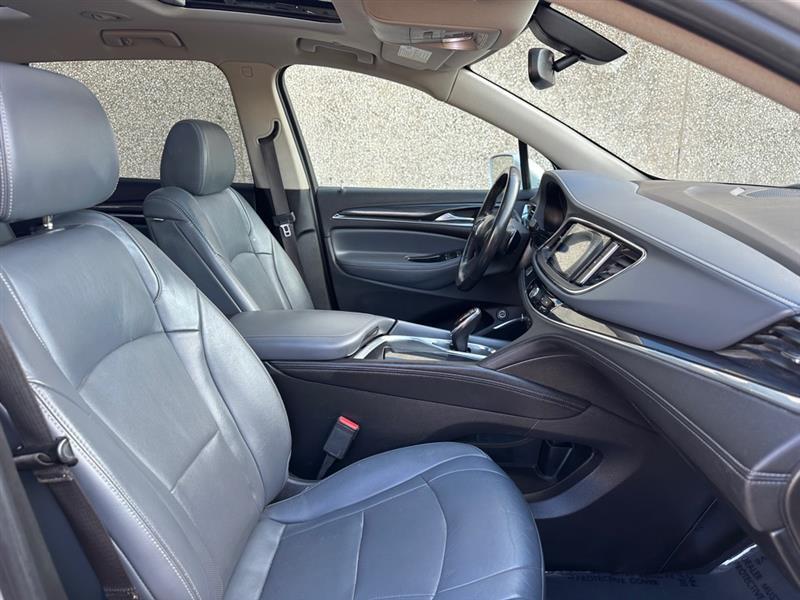 Buick Enclave Essence AWD 2021