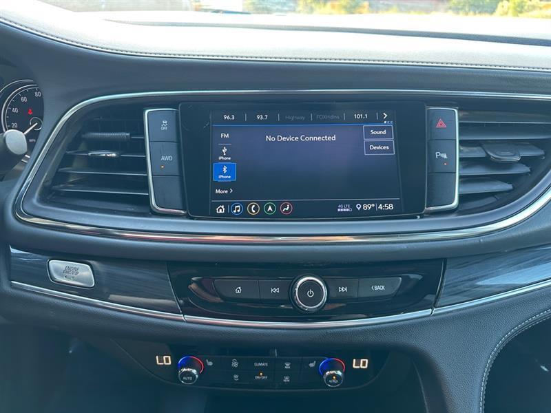 Buick Enclave Essence AWD 2021