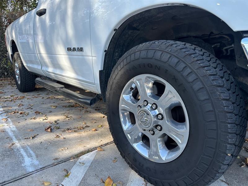 RAM 2500 SLT 2WD 2023