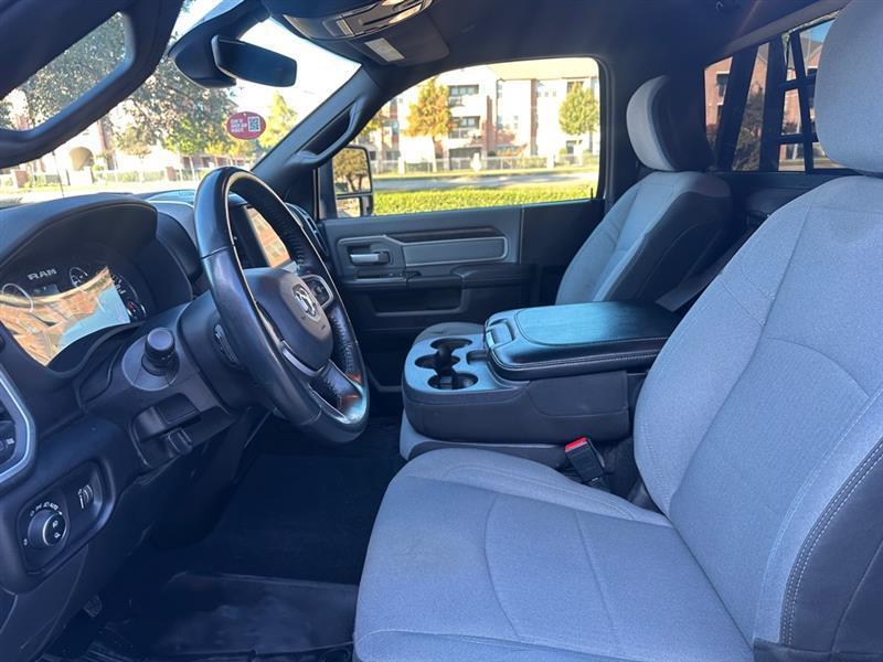 RAM 2500 SLT 2WD 2023