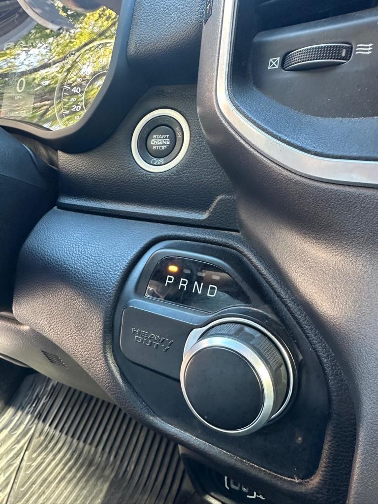 RAM 2500 SLT 2WD 2023