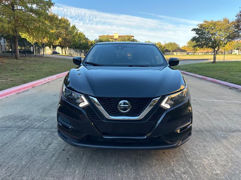 Nissan Rogue Sport S 2022