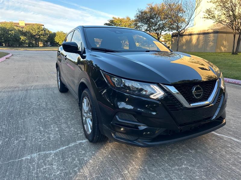 Nissan Rogue Sport S 2022