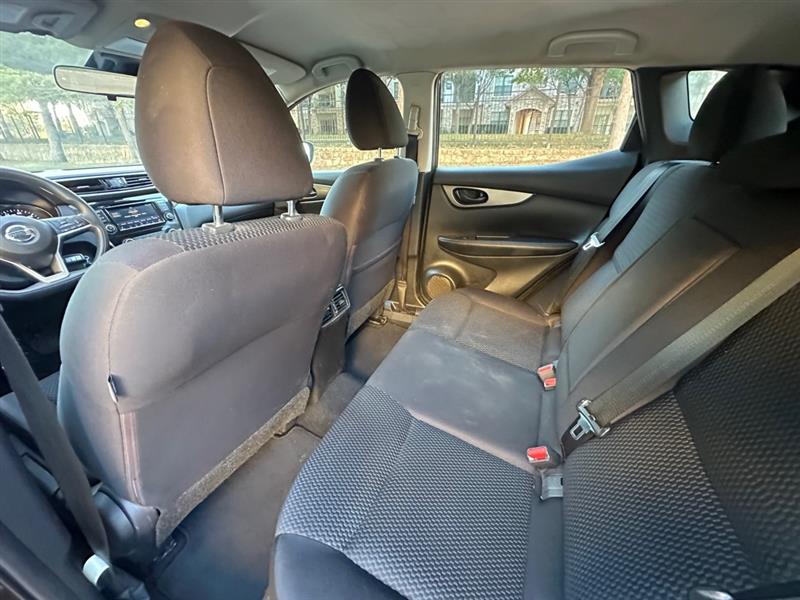 Nissan Rogue Sport S 2022