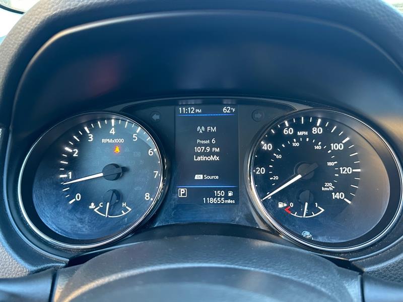 Nissan Rogue Sport S 2022