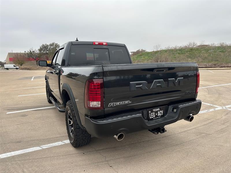 RAM 1500 Rebel Crew Cab SWB 4WD 2016