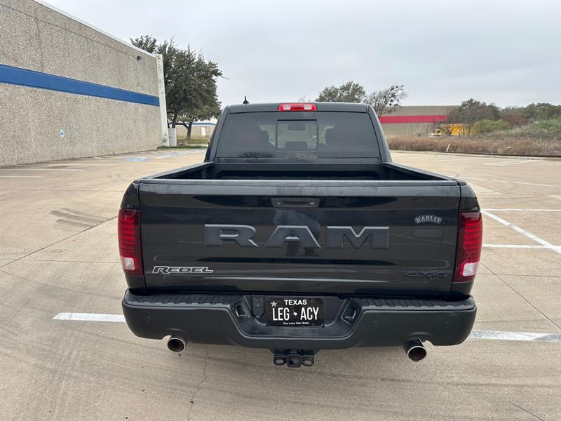 RAM 1500 Rebel Crew Cab SWB 4WD 2016