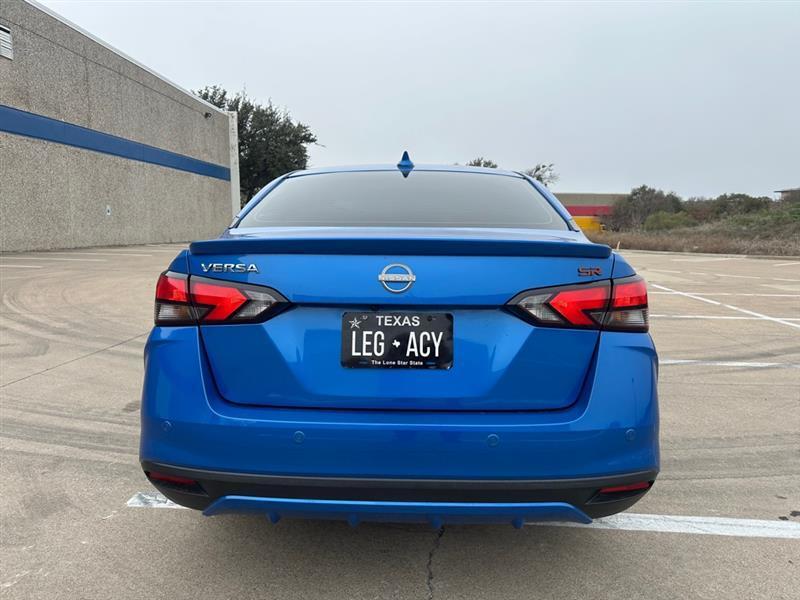 Nissan Versa SR 2024