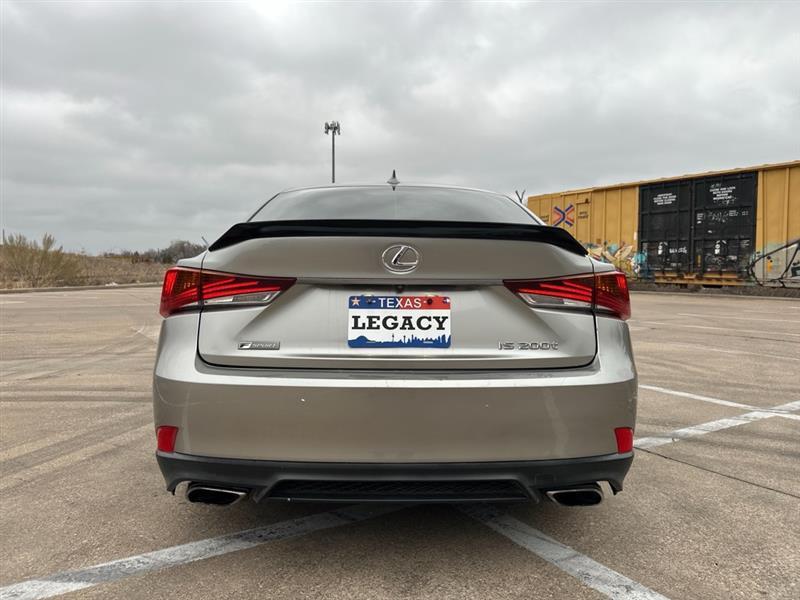 Lexus IS 200t 2017
