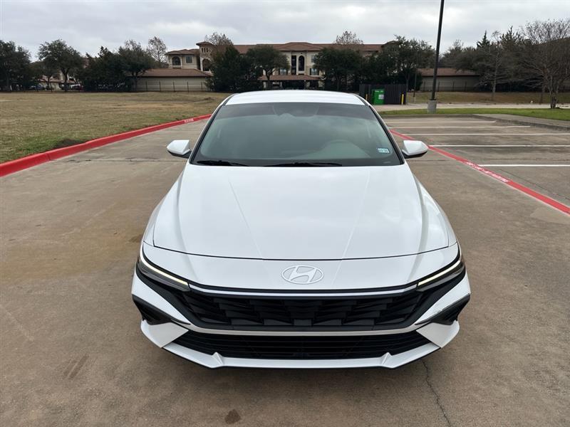 Hyundai Elantra SEL 2024
