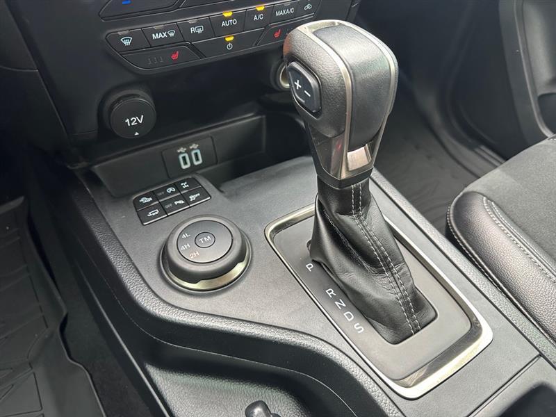 Ford Ranger Lariat SuperCrew 4WD 2022