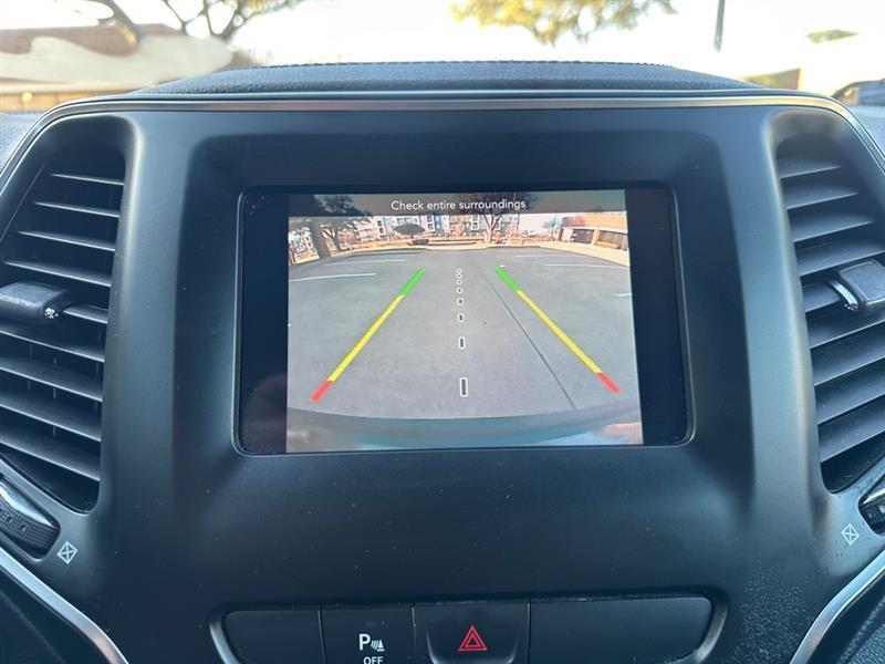 Jeep Cherokee Latitude Plus FWD 2019