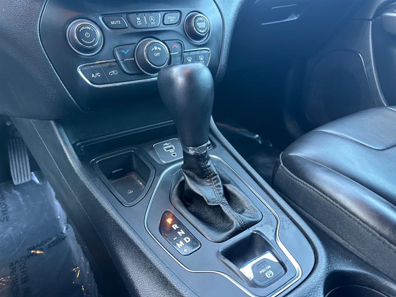 Jeep Cherokee Latitude Plus FWD 2019