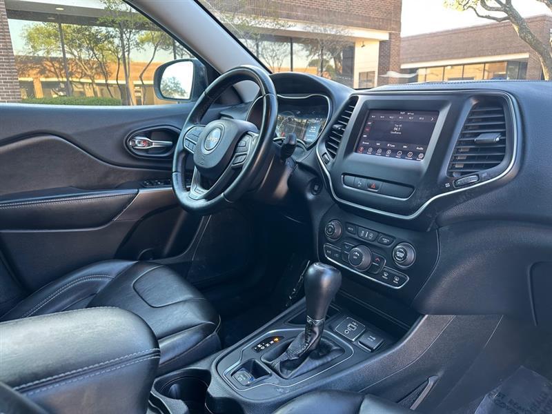 Jeep Cherokee Latitude Plus FWD 2019