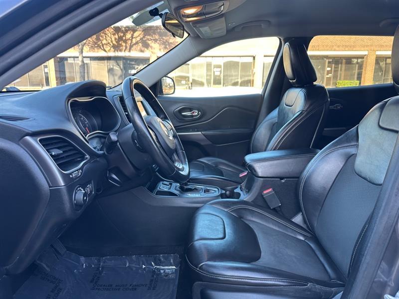 Jeep Cherokee Latitude Plus FWD 2019