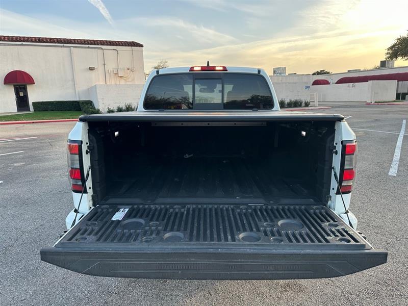 Nissan Frontier SV Crew Cab 2WD 2022