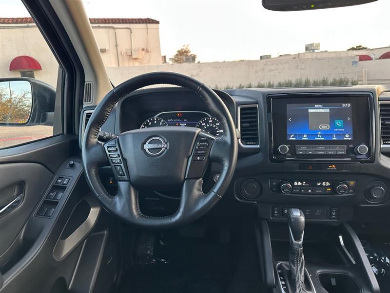 Nissan Frontier SV Crew Cab 2WD 2022