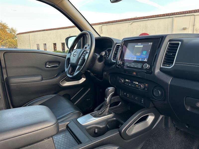 Nissan Frontier SV Crew Cab 2WD 2022