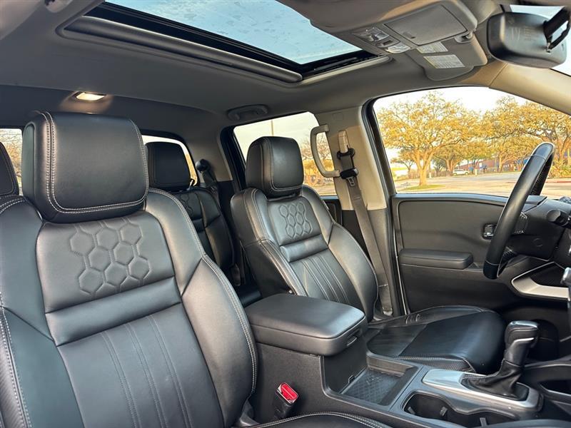 Nissan Frontier SV Crew Cab 2WD 2022