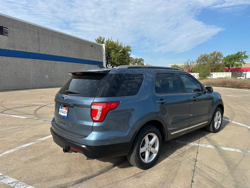 Ford Explorer XLT FWD 2019