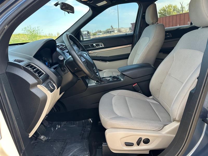 Ford Explorer XLT FWD 2019
