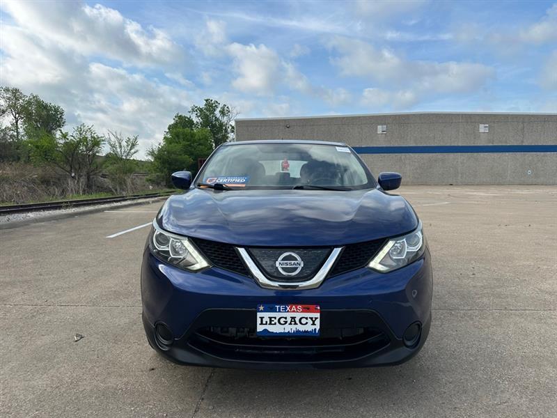 Nissan Rogue Sport S 2019