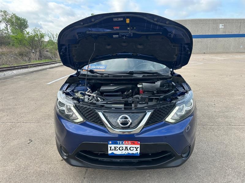 Nissan Rogue Sport S 2019