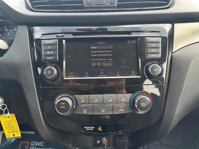 Nissan Rogue Sport S 2019