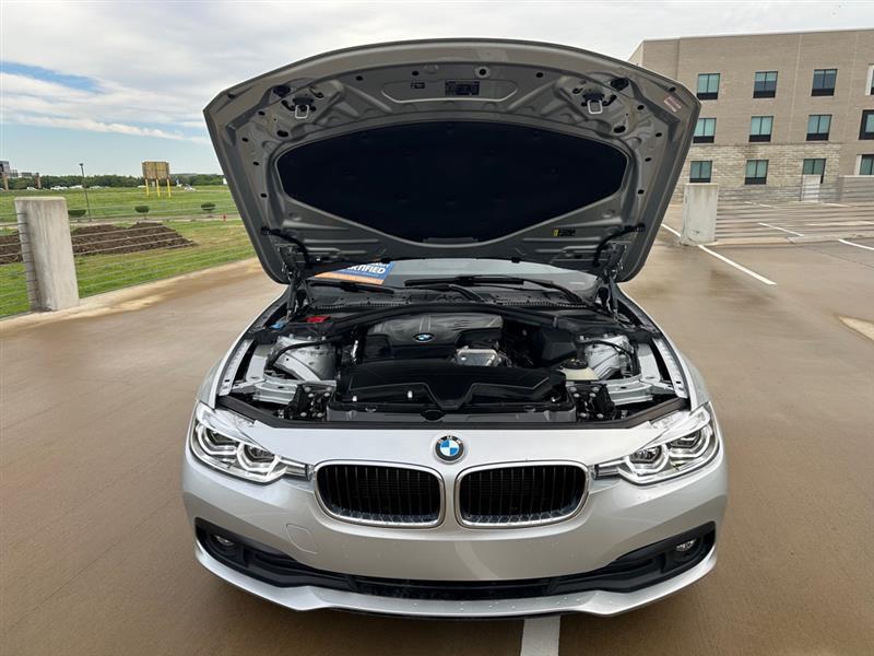 BMW 3-Series 320i Sedan 2018